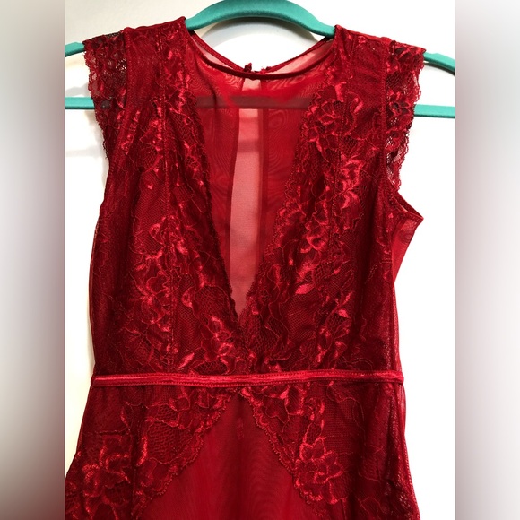 Red Bodysuit - Picture 5 of 6